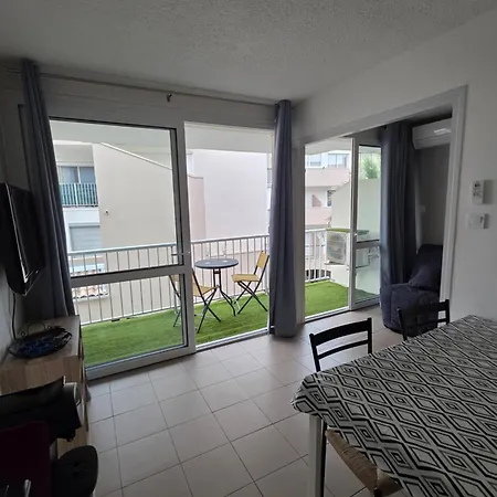 à 40 M 2 Piscines 4 Pers Le Nid De Dothy Agde